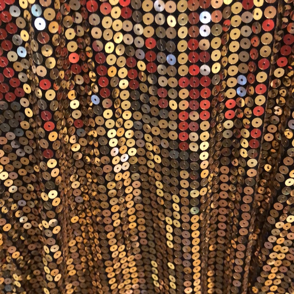 Hot & Delicious Sequined Top - Picture 6 of 10